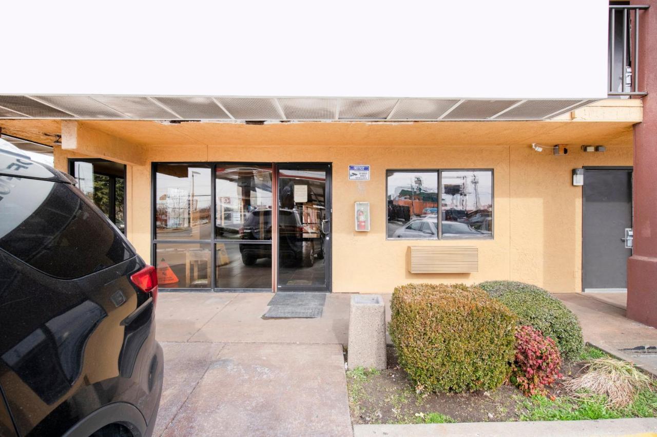 Oyo Hotel Tulsa Ok I-44/Route 66 외부 사진